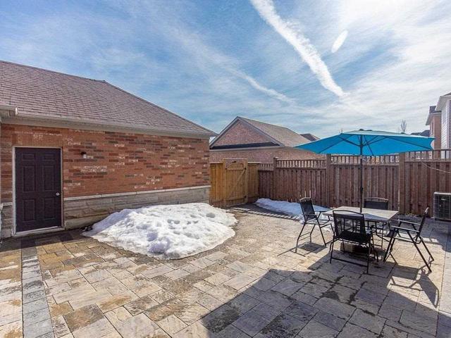 7 Maryterance Crt, House detached with 3 bedrooms, 4 bathrooms and 4 parking in Markham ON | Image 17