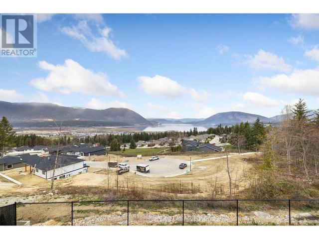 1181 17 Avenue Se, House detached with 4 bedrooms, 3 bathrooms and 4 parking in Salmon Arm BC | Image 20