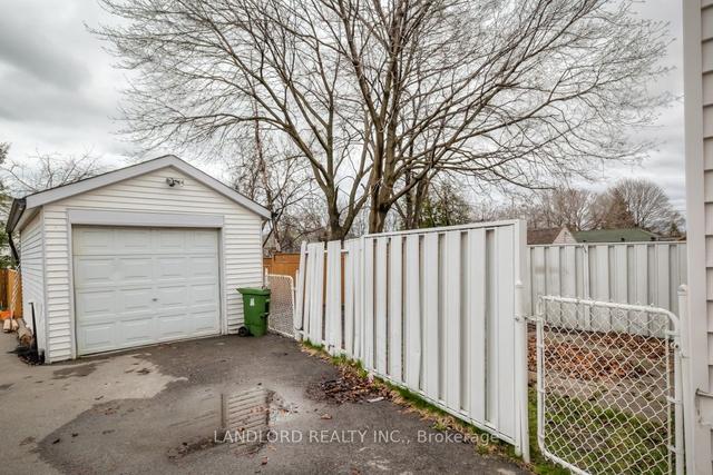 65 Manitoba St, House semidetached with 2 bedrooms, 2 bathrooms and 2 parking in Toronto ON | Image 20