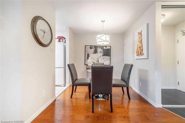1221 - 1490 Pilgrims Way, House attached with 2 bedrooms, 1 bathrooms and 1 parking in Oakville ON | Image 7