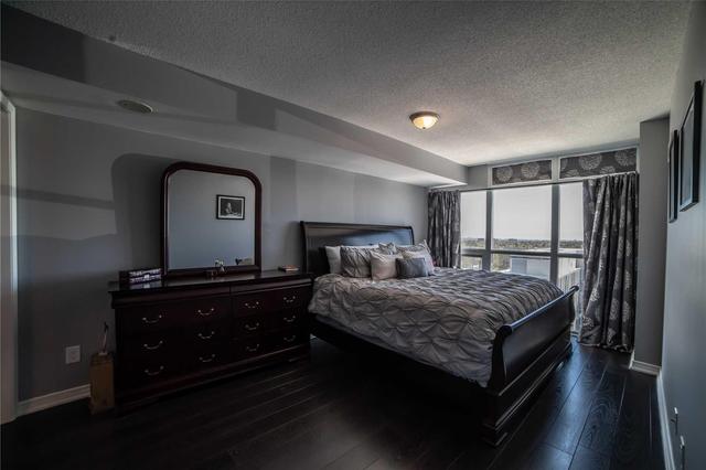 1609 - 9 George St, Condo with 2 bedrooms, 2 bathrooms and 1 parking in Brampton ON | Image 1