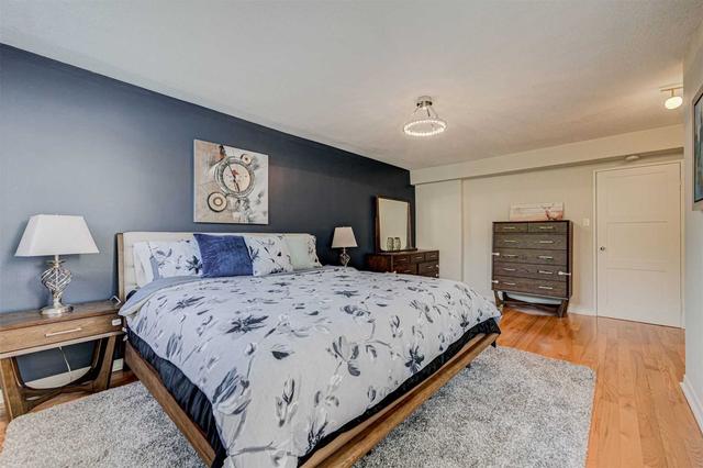 8 - 28 Admiral Rd, Townhouse with 3 bedrooms, 3 bathrooms and 1 parking in Toronto ON | Image 10