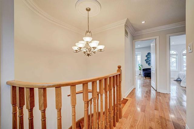12 Tormina Crt, House detached with 3 bedrooms, 3 bathrooms and 6 parking in Markham ON | Image 18