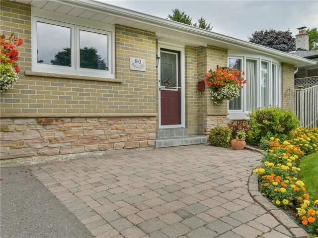 80 Clover Ridge Dr E, House detached with 3 bedrooms, 2 bathrooms and 2 parking in Ajax ON | Image 3