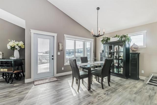 2045 30a Avenue, House detached with 6 bedrooms, 3 bathrooms and 6 parking in Coaldale AB | Image 10