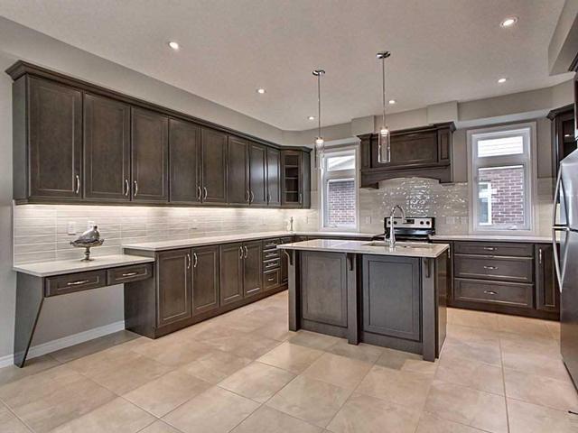 83 Norma Cres, House detached with 4 bedrooms, 4 bathrooms and 2 parking in Guelph ON | Image 13