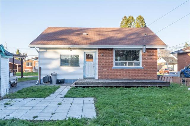 1540 Champagne Avenue, House detached with 4 bedrooms, 2 bathrooms and 3 parking in Cornwall ON | Image 27