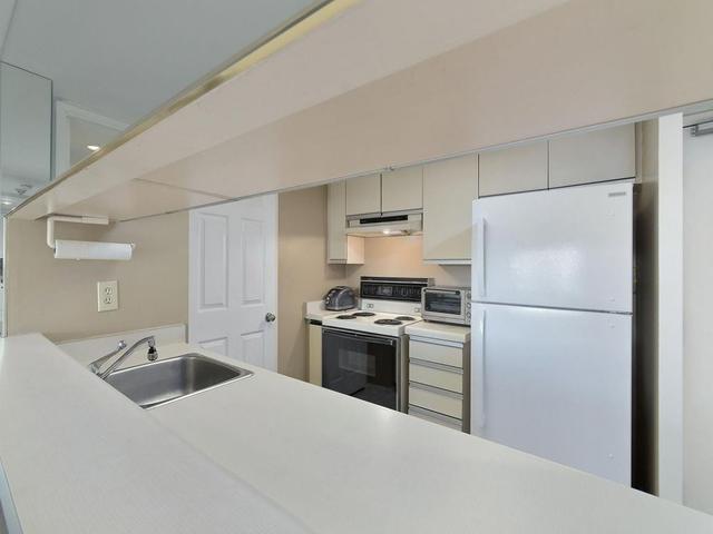 ph10 - 701 King St W, Condo with 2 bedrooms, 2 bathrooms and 1 parking in Toronto ON | Image 3