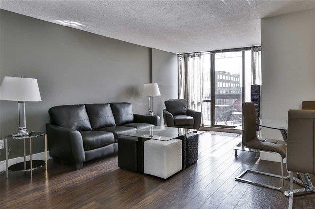 365 - 49 Mc Caul St, Condo with 1 bedrooms, 1 bathrooms and null parking in Toronto ON | Image 3