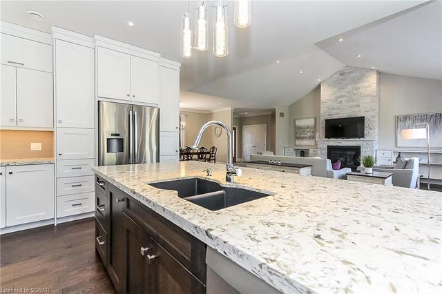 41 Wasaga Sands Drive, House detached with 5 bedrooms, 3 bathrooms and null parking in Wasaga Beach ON | Image 22