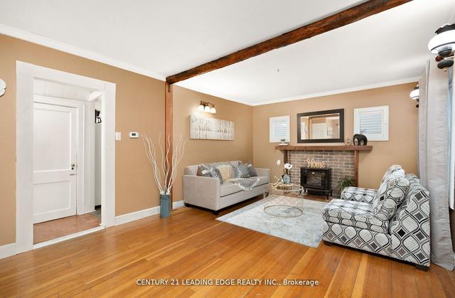 22 Parker St, House detached with 3 bedrooms, 1 bathrooms and 4 parking in Belleville ON | Image 8