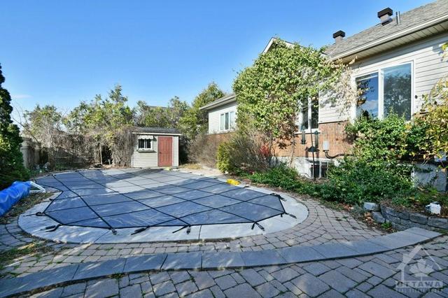 177 Glenncastle Drive, House detached with 5 bedrooms, 3 bathrooms and 6 parking in Ottawa ON | Image 26