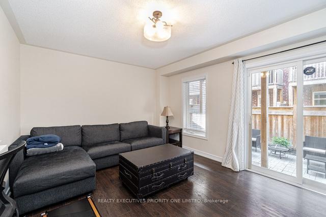 17 - 10 Porter Ave W, House attached with 3 bedrooms, 3 bathrooms and 2 parking in Vaughan ON | Image 22
