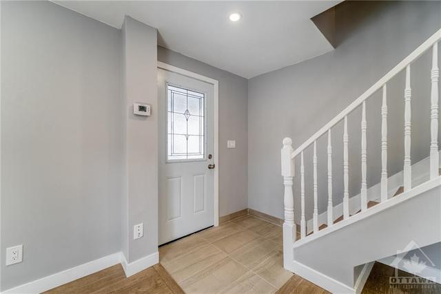 43 St Charles Street, House detached with 4 bedrooms, 3 bathrooms and 2 parking in Ottawa ON | Image 4