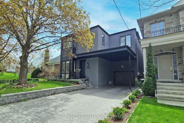 165 Strathnairn Ave, House detached with 4 bedrooms, 5 bathrooms and 4 parking in Toronto ON | Image 1