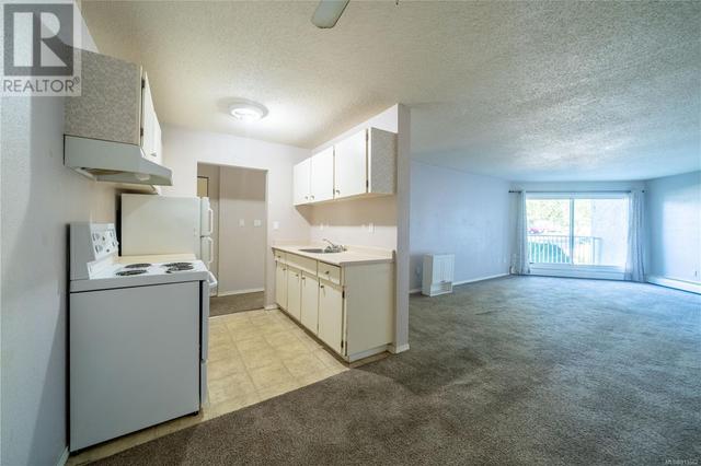 208 - 3040 Pine St, Condo with 1 bedrooms, 1 bathrooms and 1 parking in North Cowichan BC | Card Image