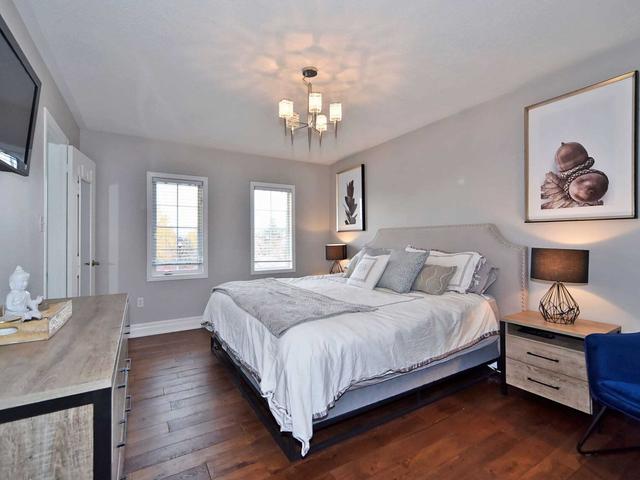 63 Sonoma Blvd, House attached with 2 bedrooms, 3 bathrooms and 2 parking in Vaughan ON | Image 20