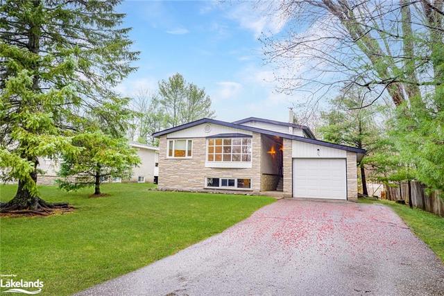 160 Kingswood Drive, House detached with 4 bedrooms, 2 bathrooms and 4 parking in Gravenhurst ON | Image 12