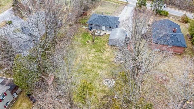 6 Owen Rd, House detached with 2 bedrooms, 1 bathrooms and 10 parking in Oro Medonte ON | Image 29