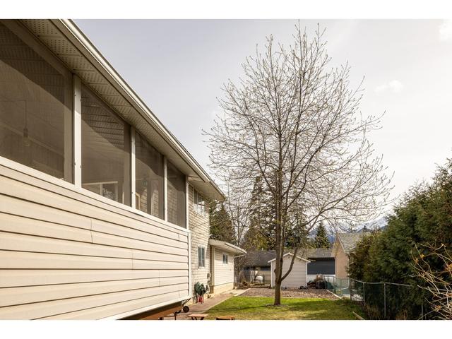 616 11th Street S, House detached with 5 bedrooms, 3 bathrooms and null parking in Golden BC | Image 47