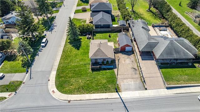 165 North Town Line W, House detached with 3 bedrooms, 1 bathrooms and 8 parking in Ingersoll ON | Image 19