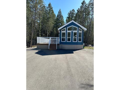 118 - 5478 Highway 93/95, Home with 2 bedrooms, 2 bathrooms and 3 parking in East Kootenay F BC | Card Image