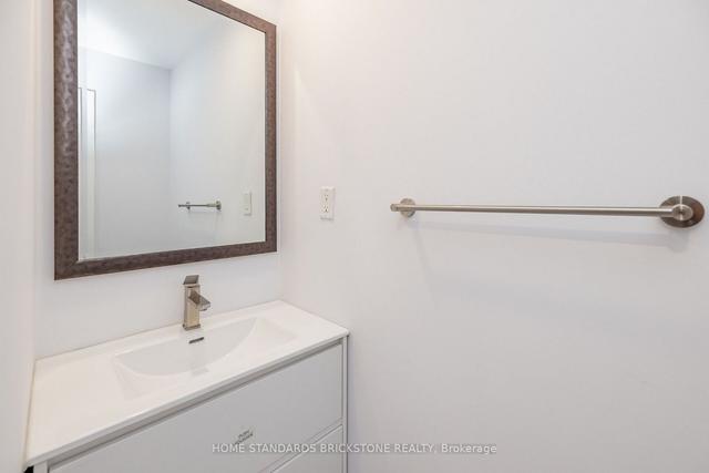 th 326 - 38 Lee Centre Dr, Townhouse with 2 bedrooms, 2 bathrooms and 1 parking in Toronto ON | Image 3