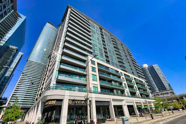 808 - 25 Lower Simcoe St, Condo with 2 bedrooms, 2 bathrooms and 1 parking in Toronto ON | Image 25
