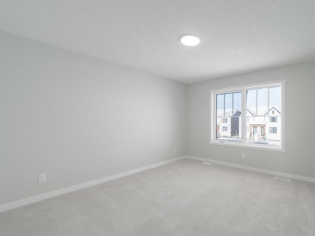 1965 Rangeview Drive Se, Home with 3 bedrooms, 2 bathrooms and 2 parking in Calgary AB | Image 7