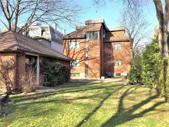 19 Teddington Park Ave, House detached with 4 bedrooms, 6 bathrooms and 8 parking in Toronto ON | Image 6