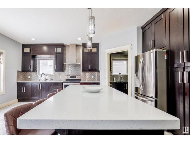 4235 Savaryn Dr Sw, House detached with 6 bedrooms, 5 bathrooms and null parking in Edmonton AB | Image 19