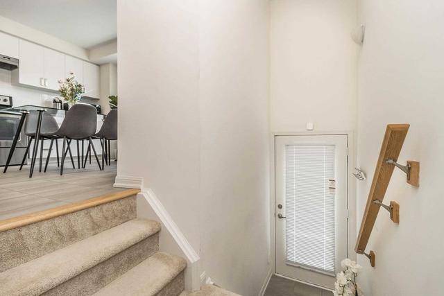 28 - 1 Beckenrose Crt, Townhouse with 2 bedrooms, 3 bathrooms and 1 parking in Brampton ON | Image 33