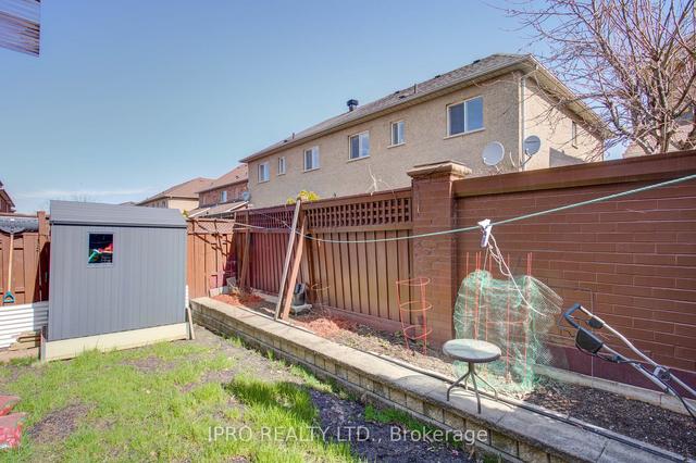 48 Thunderbird Tr, House attached with 3 bedrooms, 4 bathrooms and 3 parking in Brampton ON | Image 35
