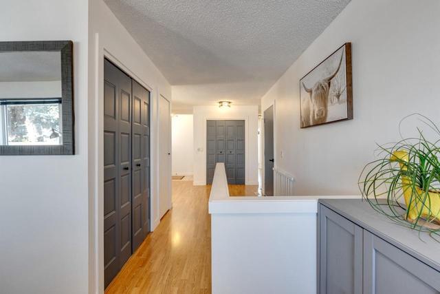 655 Queen Charlotte Drive Se, House detached with 3 bedrooms, 3 bathrooms and 6 parking in Calgary AB | Image 4