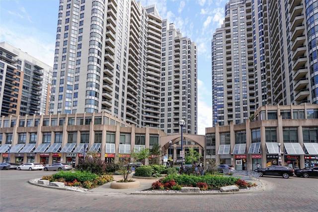 915 - 15 Northtown Way, Condo with 1 bedrooms, 2 bathrooms and 1 parking in Toronto ON | Image 1