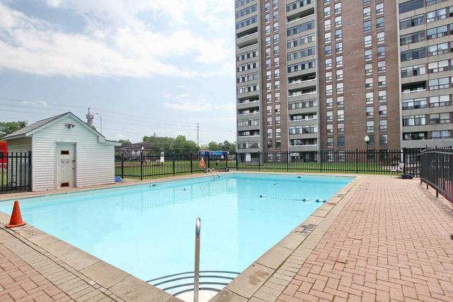 409 - 25 Kensington Rd, Condo with 2 bedrooms, 1 bathrooms and 1 parking in Brampton ON | Image 25