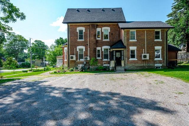 21 Albert Street S, House detached with 8 bedrooms, 0 bathrooms and 12 parking in Kawartha Lakes ON | Image 3