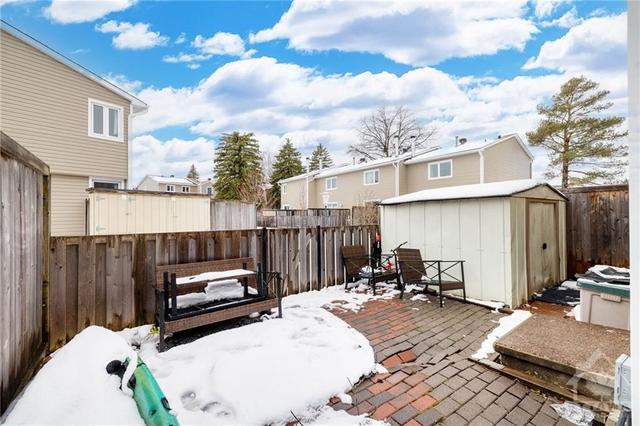 a - 1774 Lamoureux Drive, Townhouse with 3 bedrooms, 2 bathrooms and 1 parking in Ottawa ON | Image 28