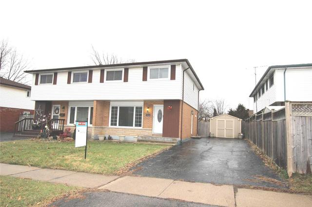 1300 Nottingham Ave, House semidetached with 4 bedrooms, 2 bathrooms and 3 parking in Burlington ON | Image 1