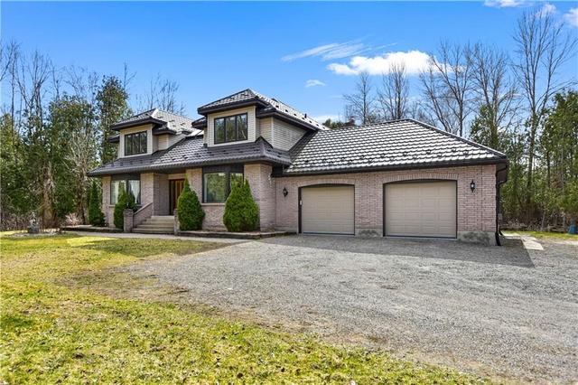 4732 County Road 18 Road, House detached with 4 bedrooms, 3 bathrooms and 6 parking in Augusta ON | Image 3