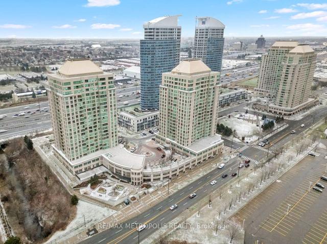2101 - 8 Lee Centre Dr, Condo with 1 bedrooms, 1 bathrooms and 1 parking in Toronto ON | Image 1