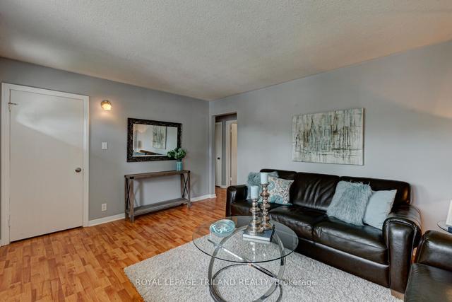 1752 Seeley Dr, House detached with 2 bedrooms, 2 bathrooms and 6 parking in London ON | Image 40