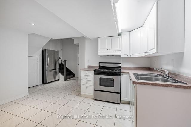 68 Newton Dr, House detached with 4 bedrooms, 5 bathrooms and 4 parking in Toronto ON | Image 27