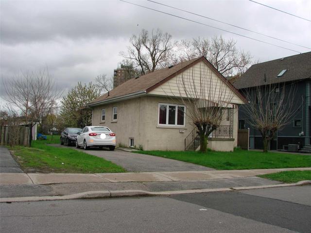 67 Harding Ave, House detached with 2 bedrooms, 2 bathrooms and 3 parking in Toronto ON | Image 1