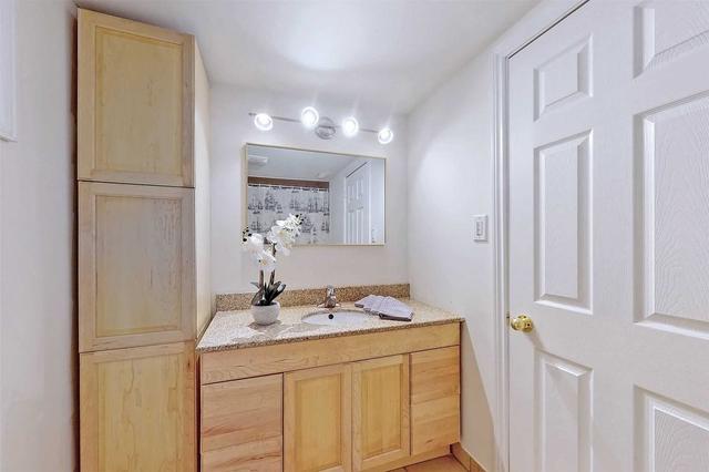 130 Homewood Ave, House detached with 3 bedrooms, 2 bathrooms and 3 parking in Toronto ON | Image 19