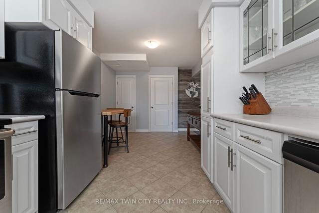 c - 50 Ewing Dr, Townhouse with 3 bedrooms, 3 bathrooms and 2 parking in Brantford ON | Image 5