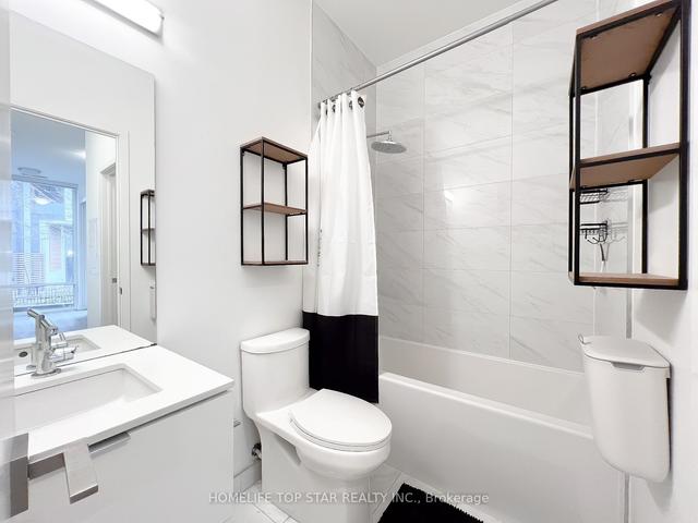 102 - 50 Ordnance St, Townhouse with 2 bedrooms, 2 bathrooms and 0 parking in Toronto ON | Image 9