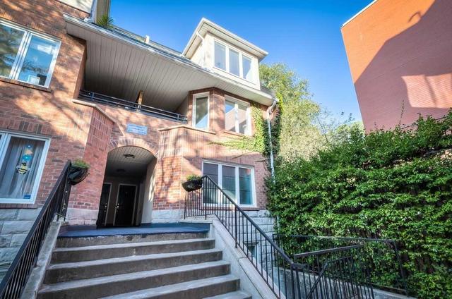 Th22 - 232 St George St, Townhouse with 2 bedrooms, 2 bathrooms and 1 parking in Toronto ON | Image 1