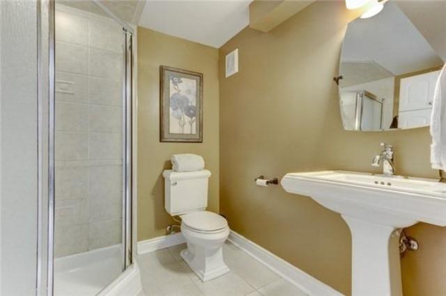 596 Arnhem Dr, House detached with 3 bedrooms, 2 bathrooms and 4 parking in Oshawa ON | Image 15