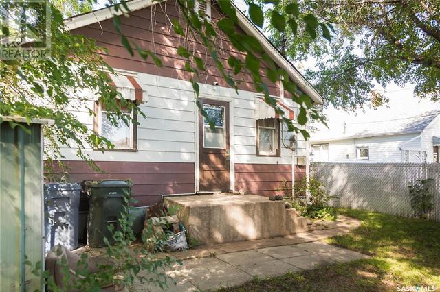 235 River Street E, House detached with 3 bedrooms, 1 bathrooms and null parking in Prince Albert SK | Image 17